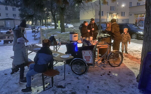 Maronibraten im verschneiten Carsonypark