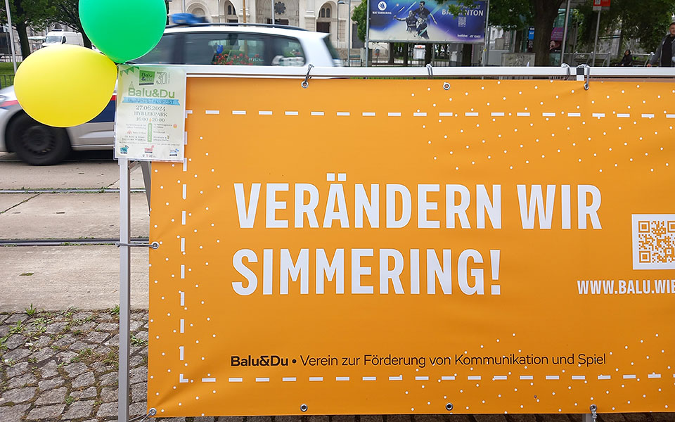 Banner von Balu&Du beim Simmeringer Straßenfest Banner von Balu&Du beim Simmeringer Straßenfest