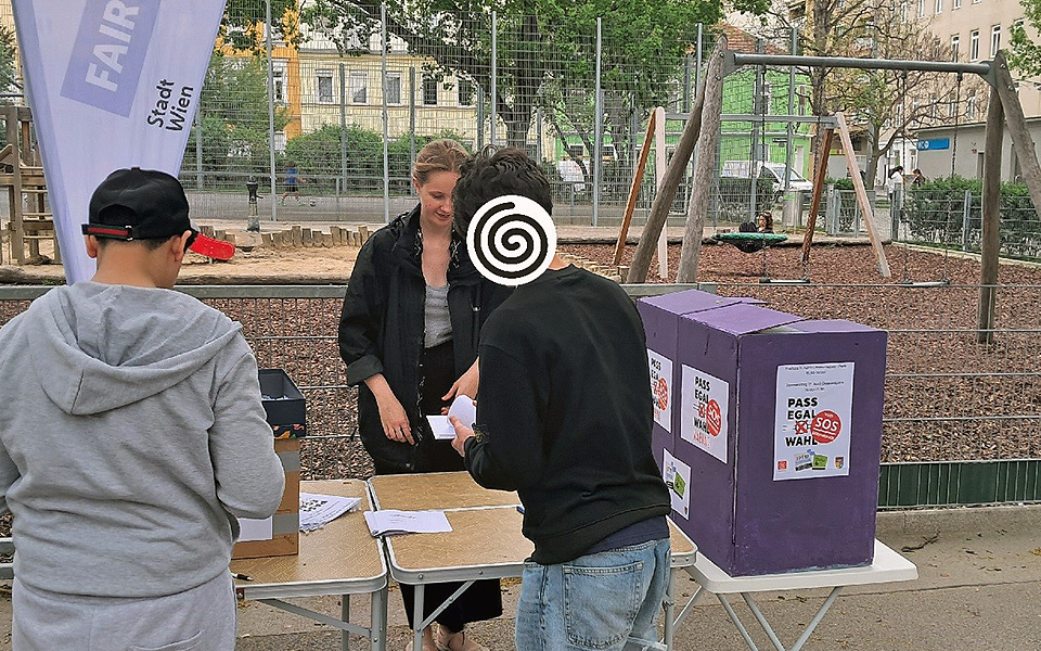 Aktion "Pass egal" im Diepoldpark im Rahmen der Wiener Wahl Aktion "Pass egal" im Diepoldpark im Rahmen der Wiener Wahl